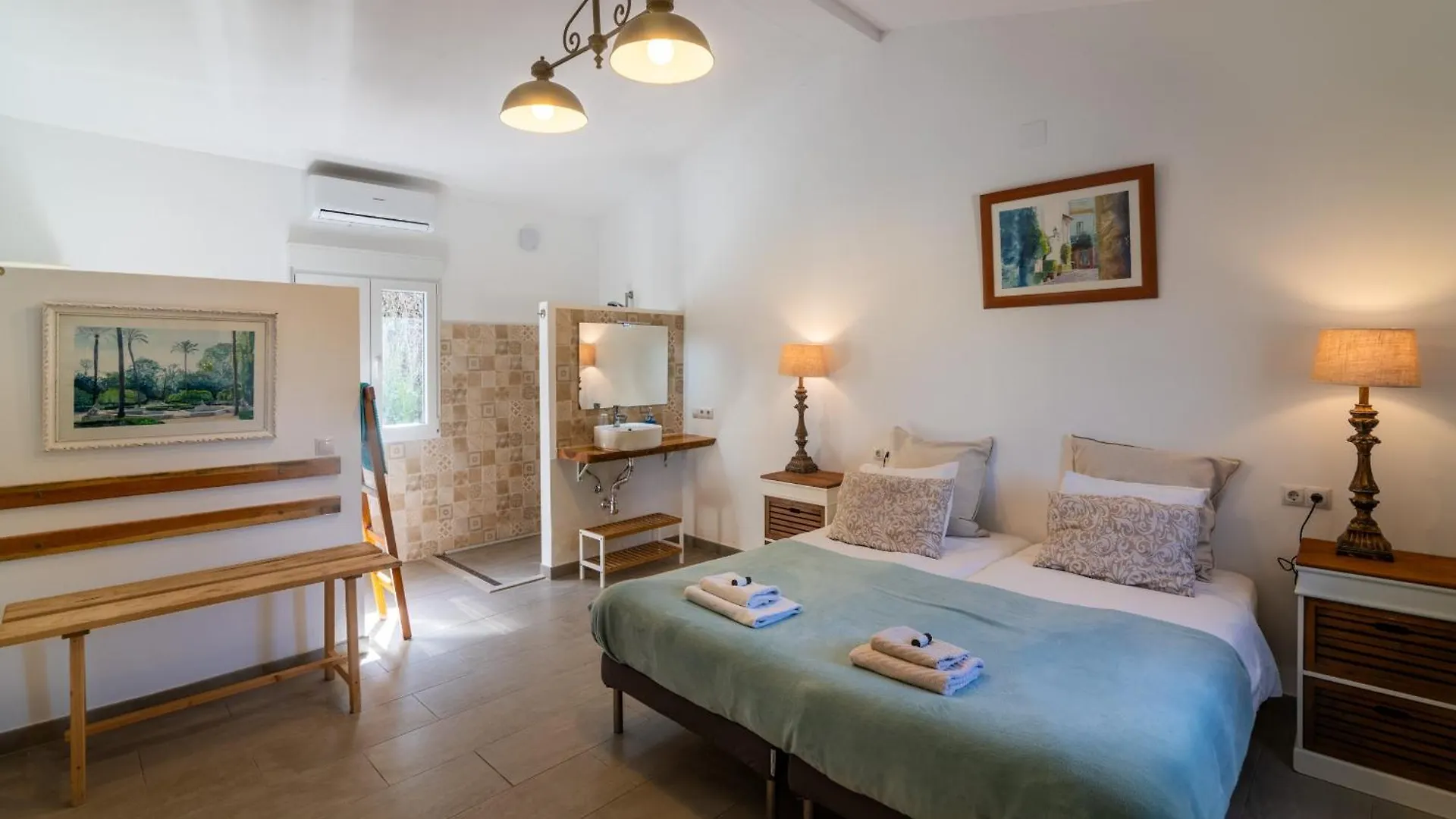 B&B Casa Adelante Sevilla Espartinas 0*,  Spain